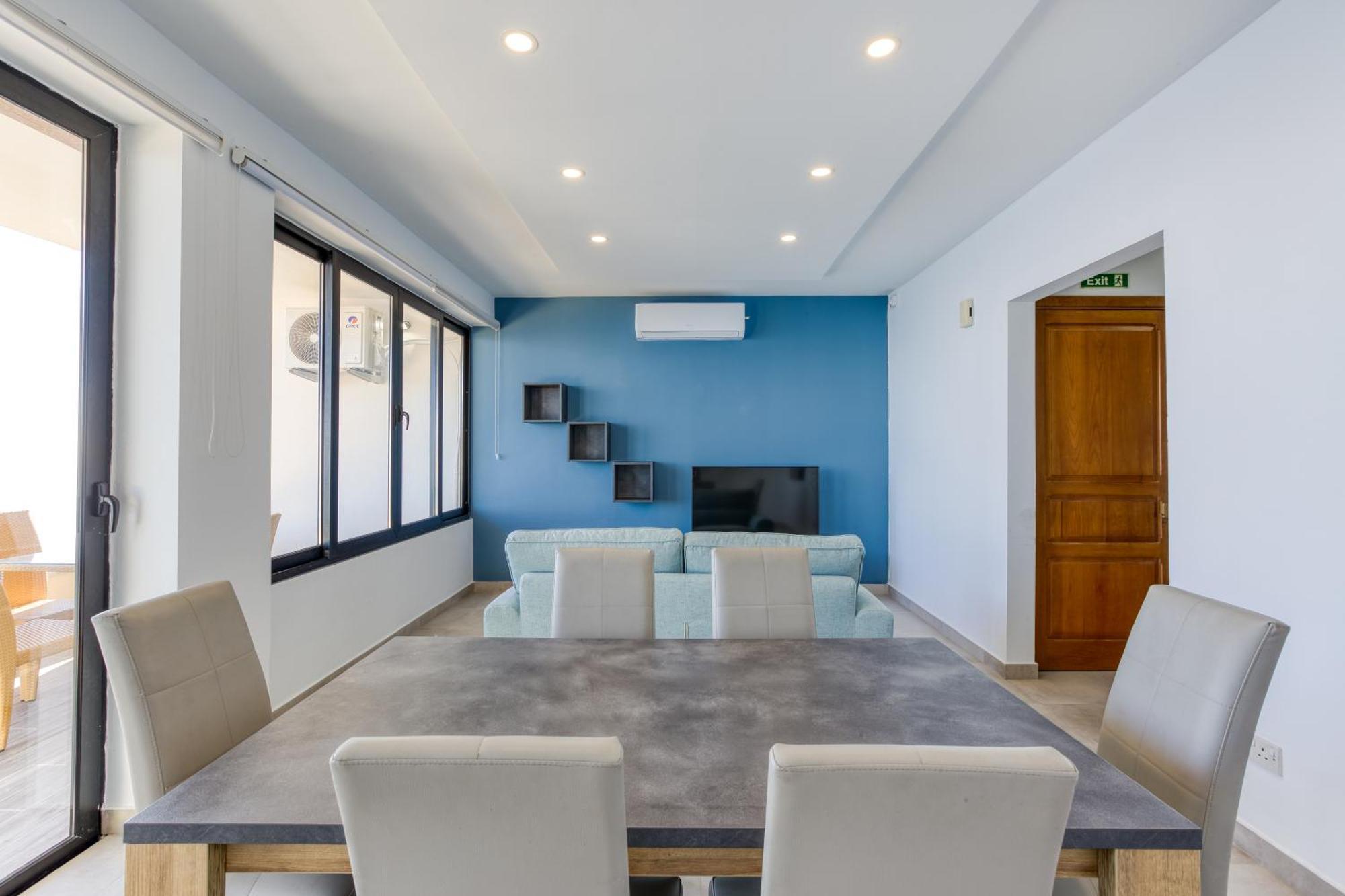 Seafront Sliema Apartment With Balcony & Sea Views By Jl Exterior photo